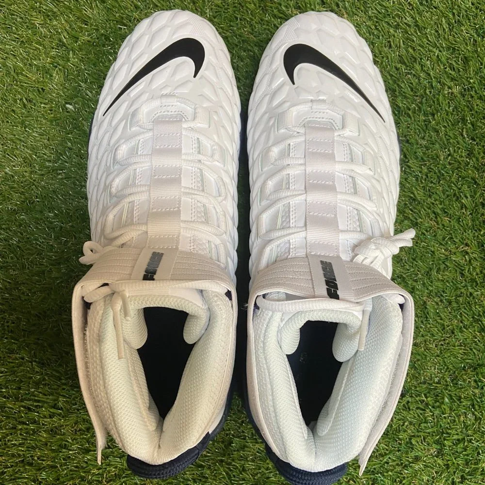 Nike force savage